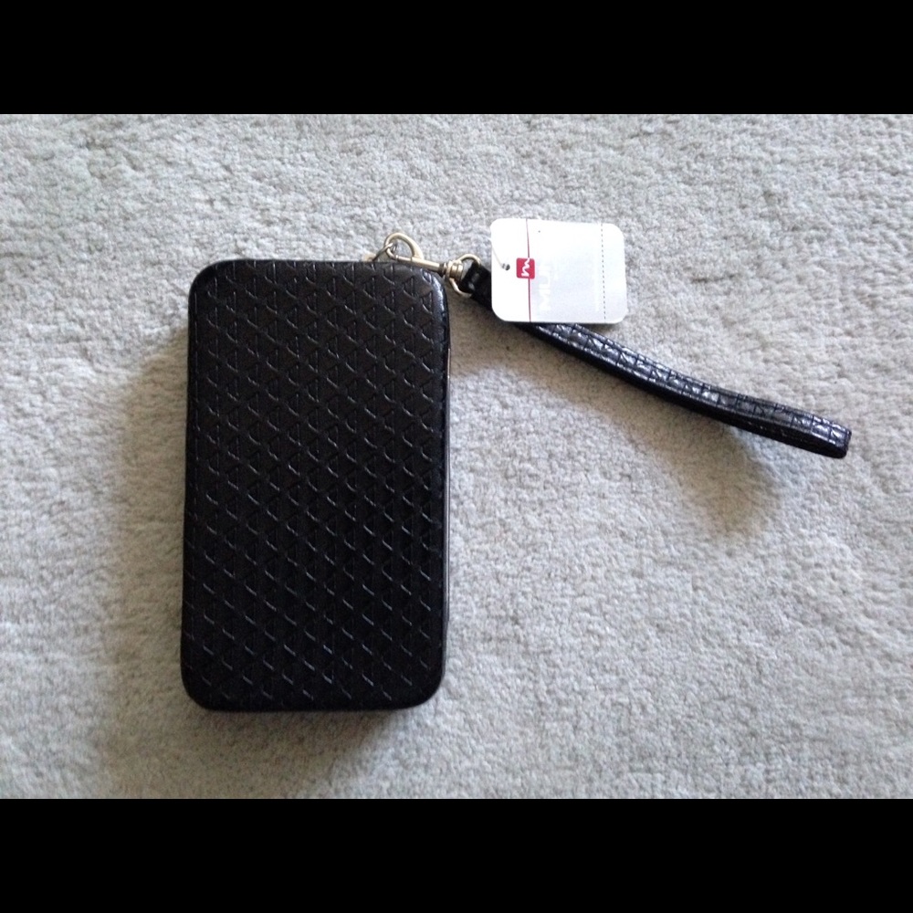 Phone case - Picture 2 of 3